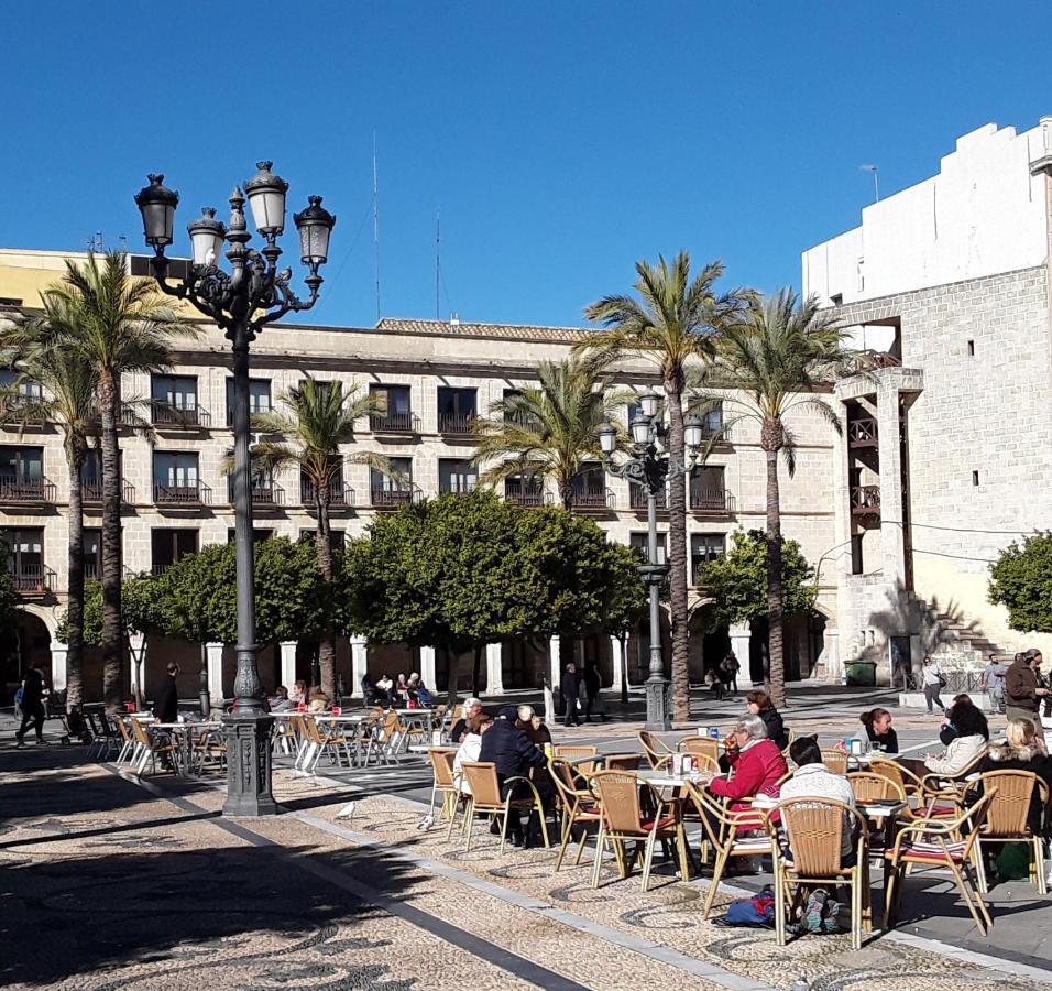 Sherryflat La Estacion - Parking Jerez de la Frontera Kültér fotó